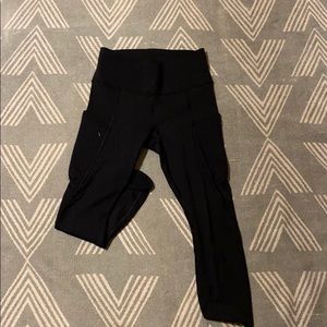 Small Athleta Capris